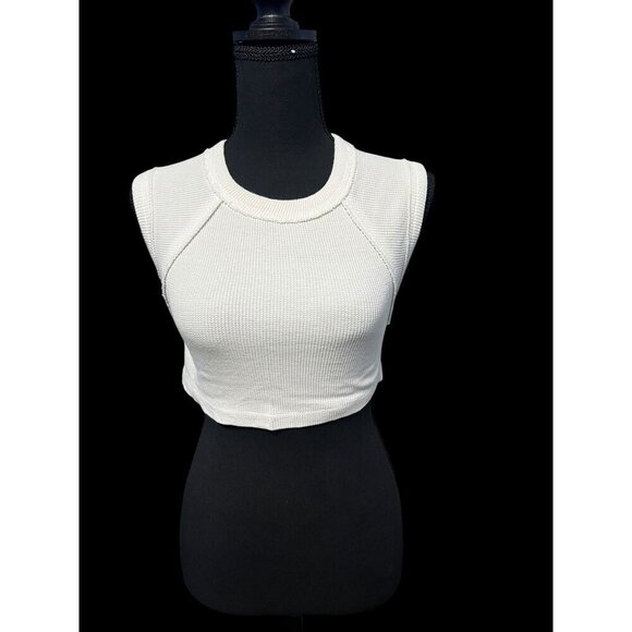 URBAN OUTFITTERS CROP TANK TOP WHITE BEACH VACATION RESORT XSMALL - Picture 2 of 7